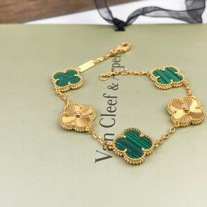Van Cleef & Arpels bracelet